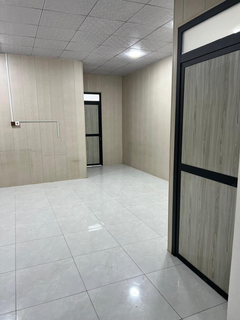 شقه للأجار العنوان قضاء الهوير شارع النفوس قرب صيدليه الكفيل
تواصل :***********

رغيد مانع
