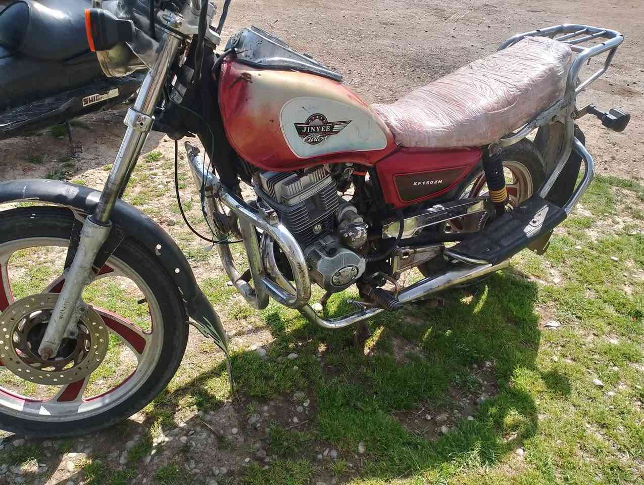 يوجد موطور جني للبيع كلو شغال السعر 300 وبية مجال الرقم ***********
