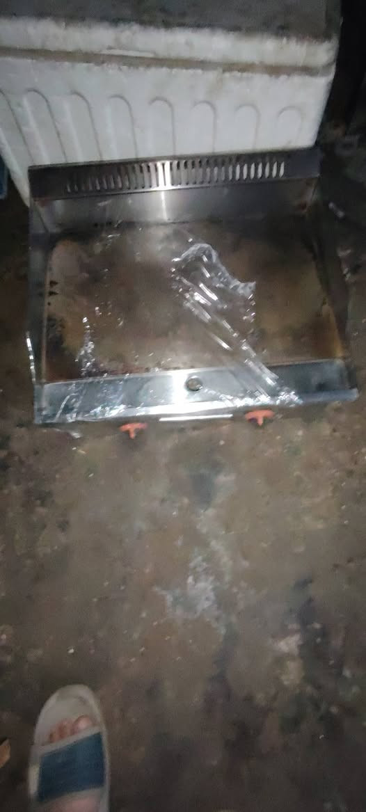 السلام عليكم شوية كص للبيع السعر ٥٠٠وشويت الهمبركر ١٥٠


**إذا كنت صاحب هذا الإعلان وتريد حذفه لأي سبب، رجاءا أرسل رسالة إلى الدعم الفني**