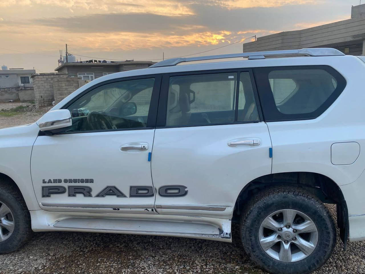 پرادۆ مودیل2011کرایتە2016
یەک بست سبوخ لەگەل سی جیگە ساردە کوت قەپاخ مەکینەی کرایتەوە
سعر230مەجال
ژمارەی موبایل.*********** أربيل, العراق
