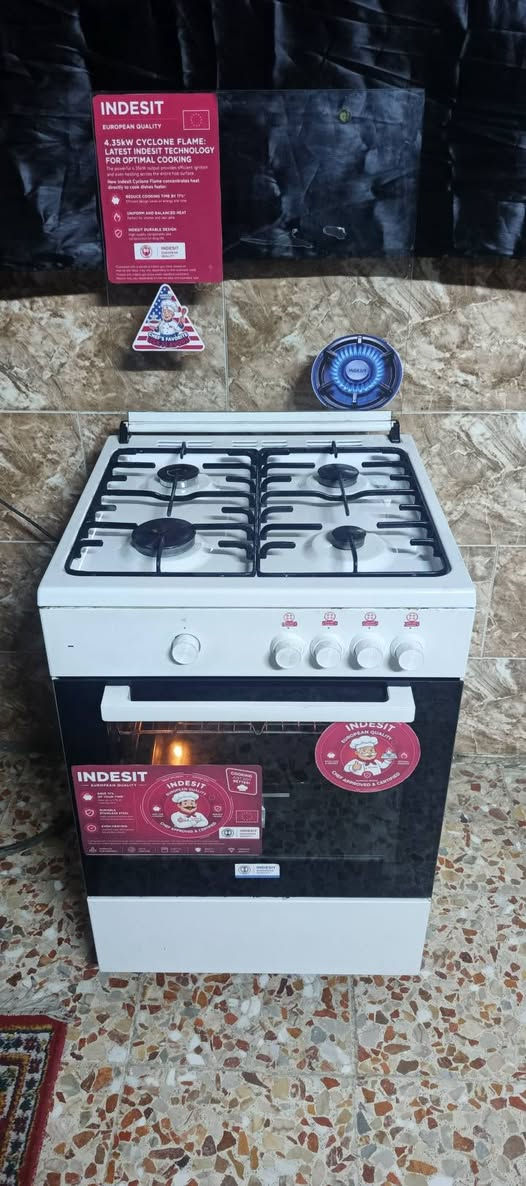 انديست امريكي قياس 60 في 60
تحفه فنيه مال باله وبسعر مناسب نار شرط زركه ورهيبه افران فوك جوه مصباح داخلي مع مروحه داخليه ، طباخ مال باله مو مجدد بالعافيه ع ياخذه استفسار واتساب ***********
