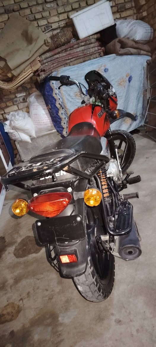 ⛔⛔دراجة بوكسر للبيع 
نضافة فول للشراء التواصل مع صاحب الرقم  ***********
مكلف بالنشرقضاء المجر
