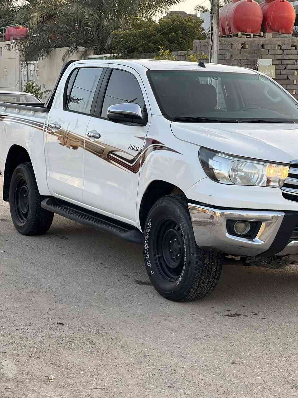 سلام عليكم سيارة للبيع فورويل موديل ٢٠ رقم أربيل بريميه سيارةحلوه مكفوله مفقط الرقام ضايعه سنويه وكاله موجودات العنوان البصره قضاه الهوير ***********
