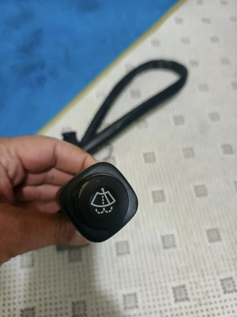 يدة اشارة مان صقر اصلي مستعمل نضيف عنوان بغداد جرف نداف محل قيصر ***********
