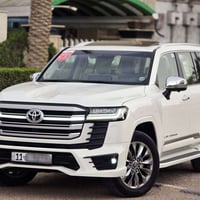 سعر جداً مناااااسب ارخص لاندكروز 2024  VX ساز لمتد اصلي بعدها بالضمان ...