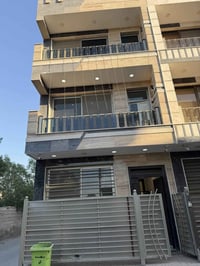 للايجار 70 متر يحتوي على 3 غرف نوم زيونه 710 اي استفسار 07719955122