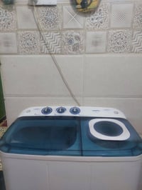 غسالة ١٠كيلو • استخدام قليل • ما بيها عطل