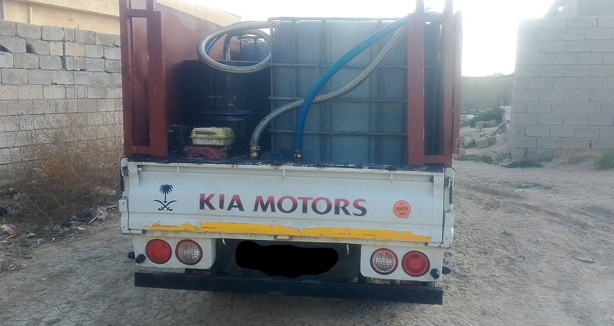 سيارة ا2006  ديالى كنعان براميل دهن ومتطور سحب ودفع وياه جاهزة الشقل  سيارة نضيفة وبسمي ***********
