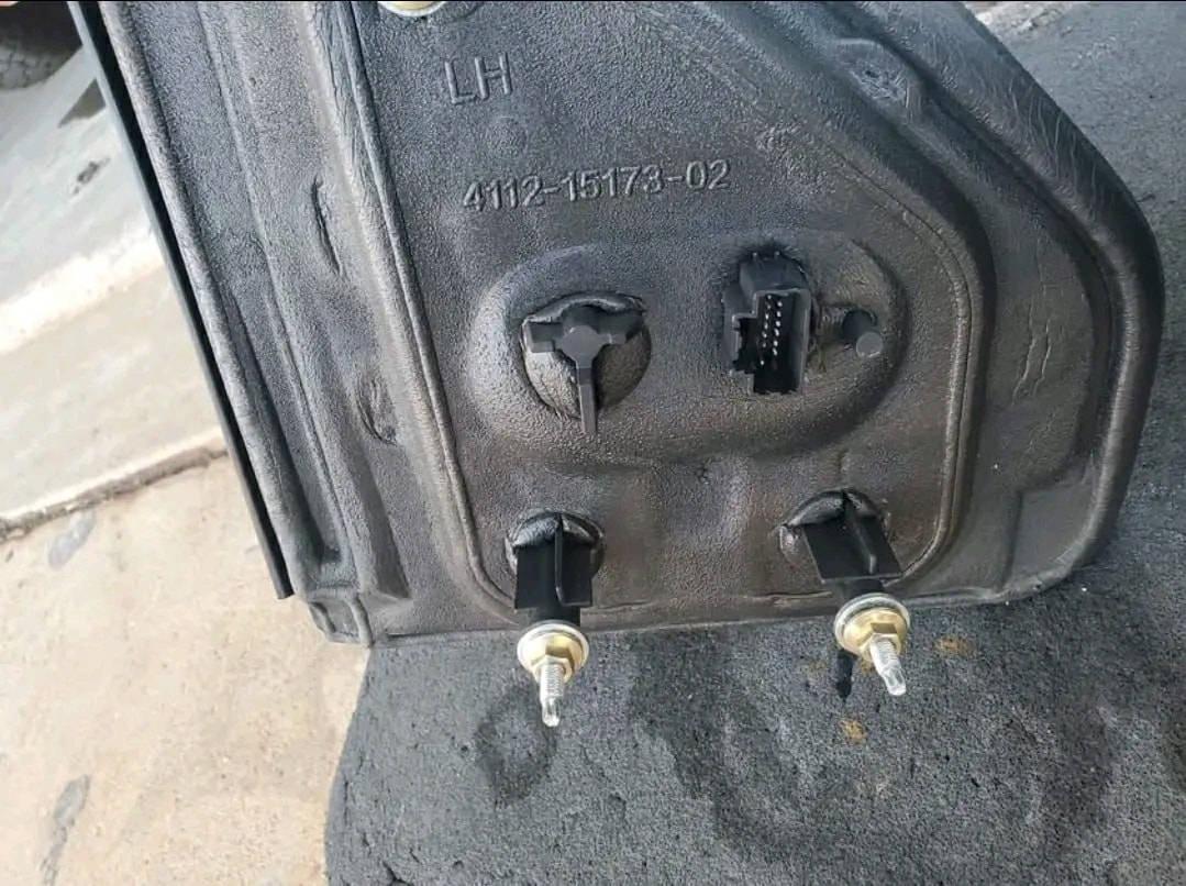 2009-2014 F150 MIRRORS.
OEM GOOD CONDITION
FULLY LOADED MIRRORS
POWER FOLDING/HEAT/ELECTRIC
KING RANCH/PLATINUM/LARIAT
INSURANCE QUALITY
EACH $300
CHECK PICTURES FOR MORE DETAILS
PRICE $450 FOR BOTH


**إذا كنت صاحب هذا الإعلان وتريد حذفه لأي سبب، رجاءا أرسل رسالة إلى الدعم الفني**