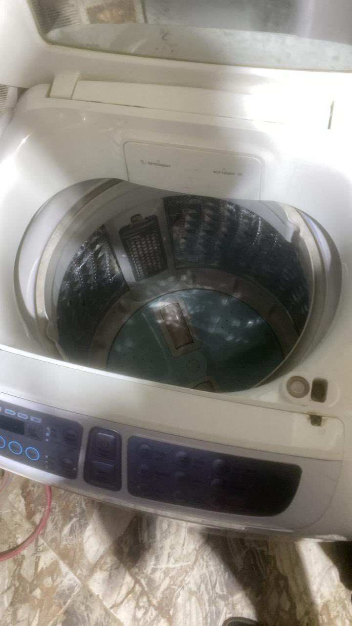 سلام عليكم غسالة اوتماتيك شغالة مناقصهة شي سعرهة 240 وبيهة مجال


**إذا كنت صاحب هذا الإعلان وتريد حذفه لأي سبب، رجاءا أرسل رسالة إلى الدعم الفني**