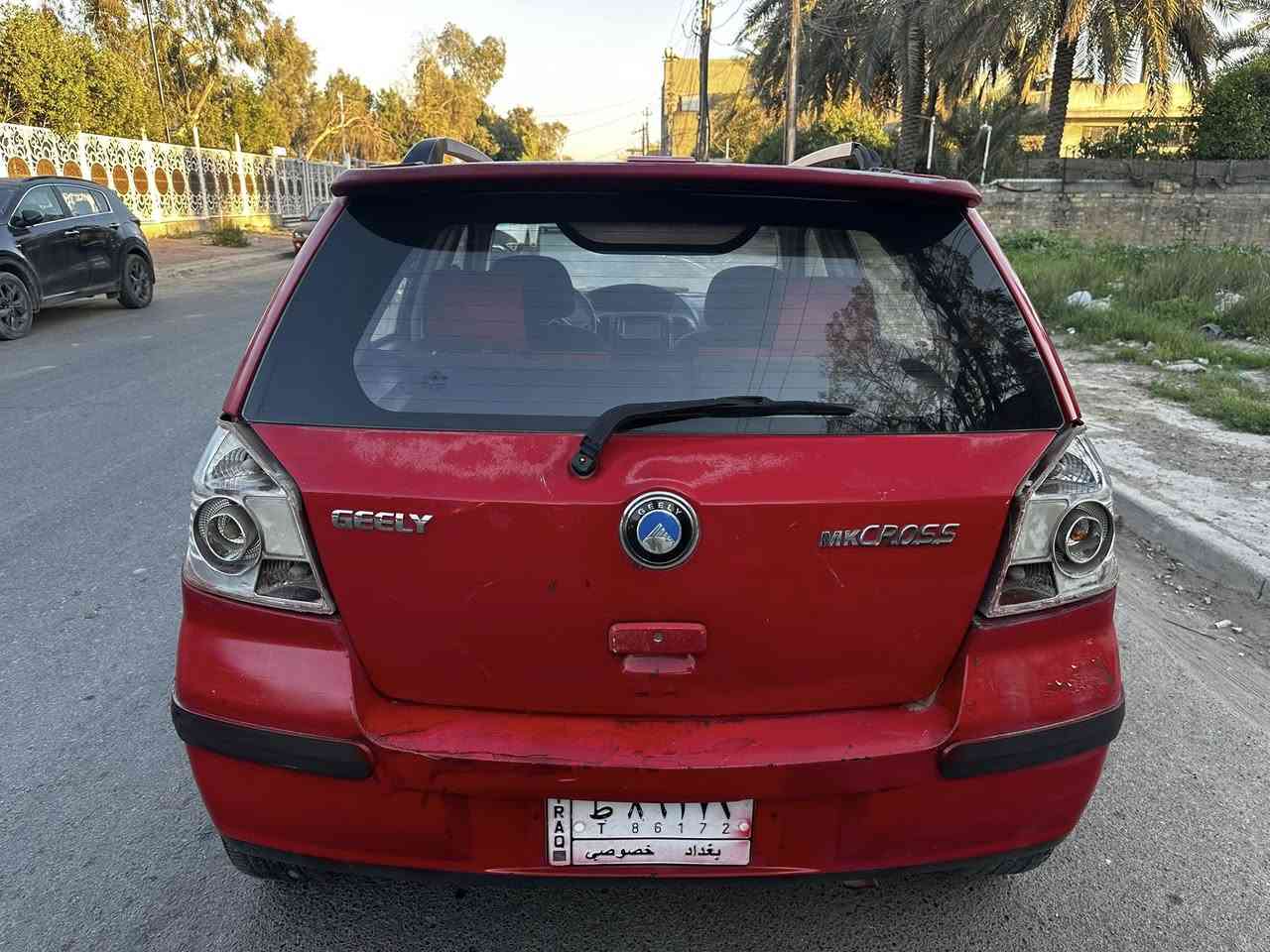 ***********
جيلي MK 2013 رقم بغداد تحويل مباشر مشروع وطني سعرها 33ورقة سياره مكينة وكير حداديه بالنايلون صبغ جاملغ خلفي وباب خلف سايق والباقي كلها بلاد على شركة  مكان السيارة الصليخ ال ٦٠٠ للاستفسار هذة رقمي ***********
