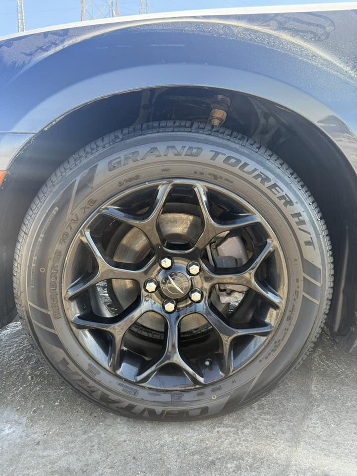 ويل حجم 18 تخم تاير توه مشدود نضافه 100‎%‎ 

هـ ***********
