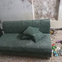 ديوان • ١٠مقاعد • قابل تفاوض