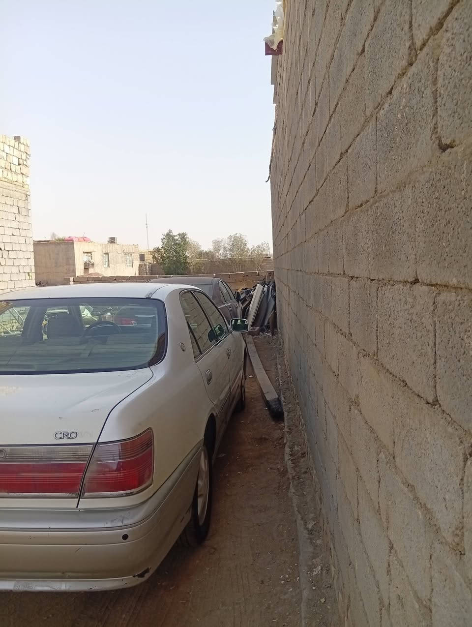 السلام عليكم
ملكه كصه جنطه 
دواخل بيجي 
شاصي 75
جاهزة كير ومحرك وحداديه تخم تاير 
كير ومحرك في في تي 
السعر ٤١
*********** ناصرية مركز
