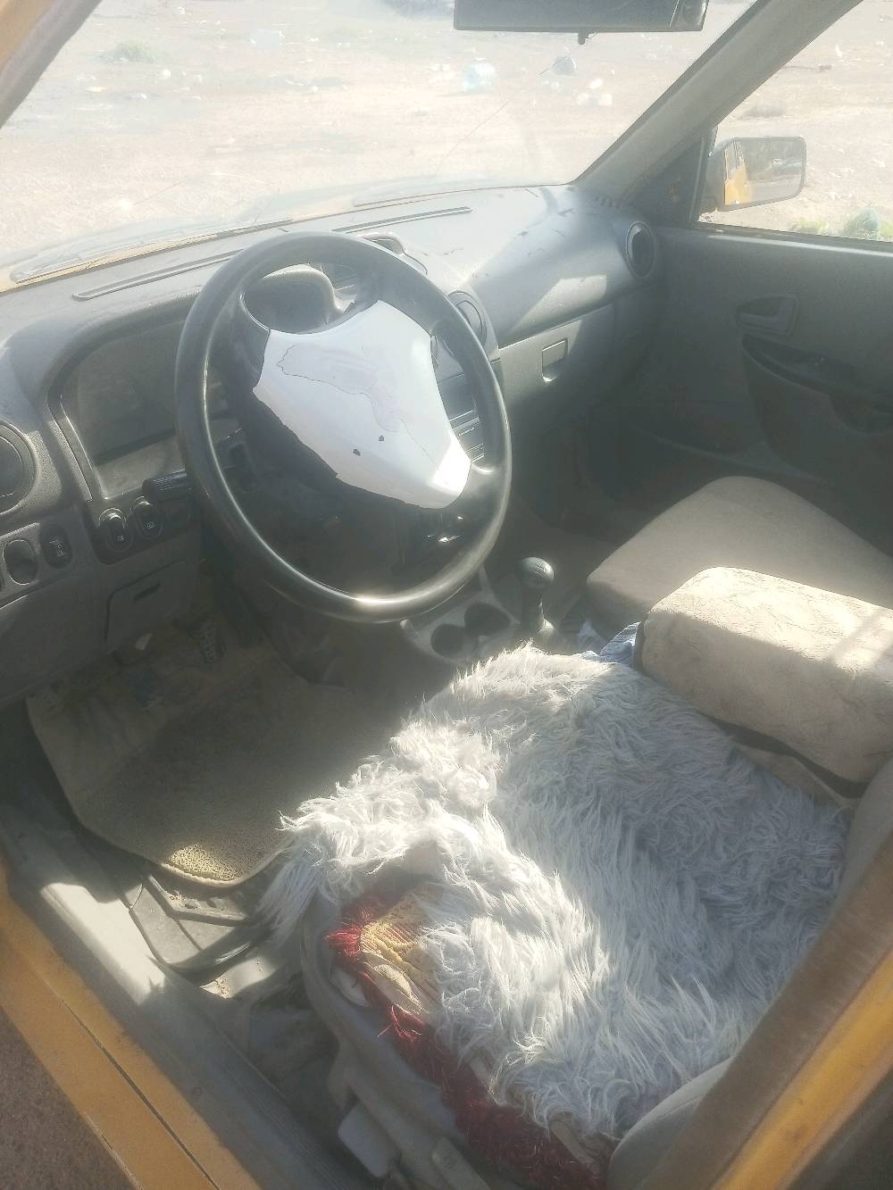 السلام عليكم سايبا موديل 10 مصفره هيه وغرامات فقط الواحد فلت وصدر تعبان شواصي وأحد معمر واحد جديد 