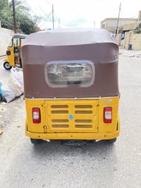 تكتك للبيع موديل 2019 شهر 7 الشراي يتفضل ع الرقم 07860910063