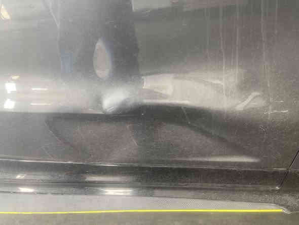 شانجان يوني تي ٢٠٢٤
مكفولة كفالة عامة عدا طخه بالباب موضحه بالصوره
سيارة جديدة ماشية 27
فووووول مواصفات
تاير ٢٠
محرك ١٥٠٠ تيربو جارج
تدفئة وتبريد كشنات
ايقاف ذاتي
تحكم بالريمونت
تدعم ابل كار
ثلاجة داخلية
كشنات جلد
كاميرات + تسجيل ورادار ٣٦٠ درجة 
نقط عمياء
تدفئة مري جانبية سيارة مفوله مواصفات
وبيها ضمان شركة البخيت ٥ سنوات
سعرها27300000 مليون
رقمها بغداد جديد
للاستفسار الاتصال بلرقم *********** متوفر واتساب
