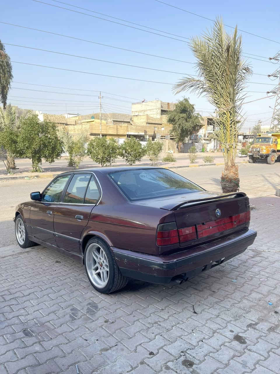 سلام عليكم بيم 520 مديل 93 كير عادي محرم مسكر كير ومكينه أصدر امامي خلفي كله جديد سياره رقم بغداد بسمي سعر 40 لستفسار ***********
