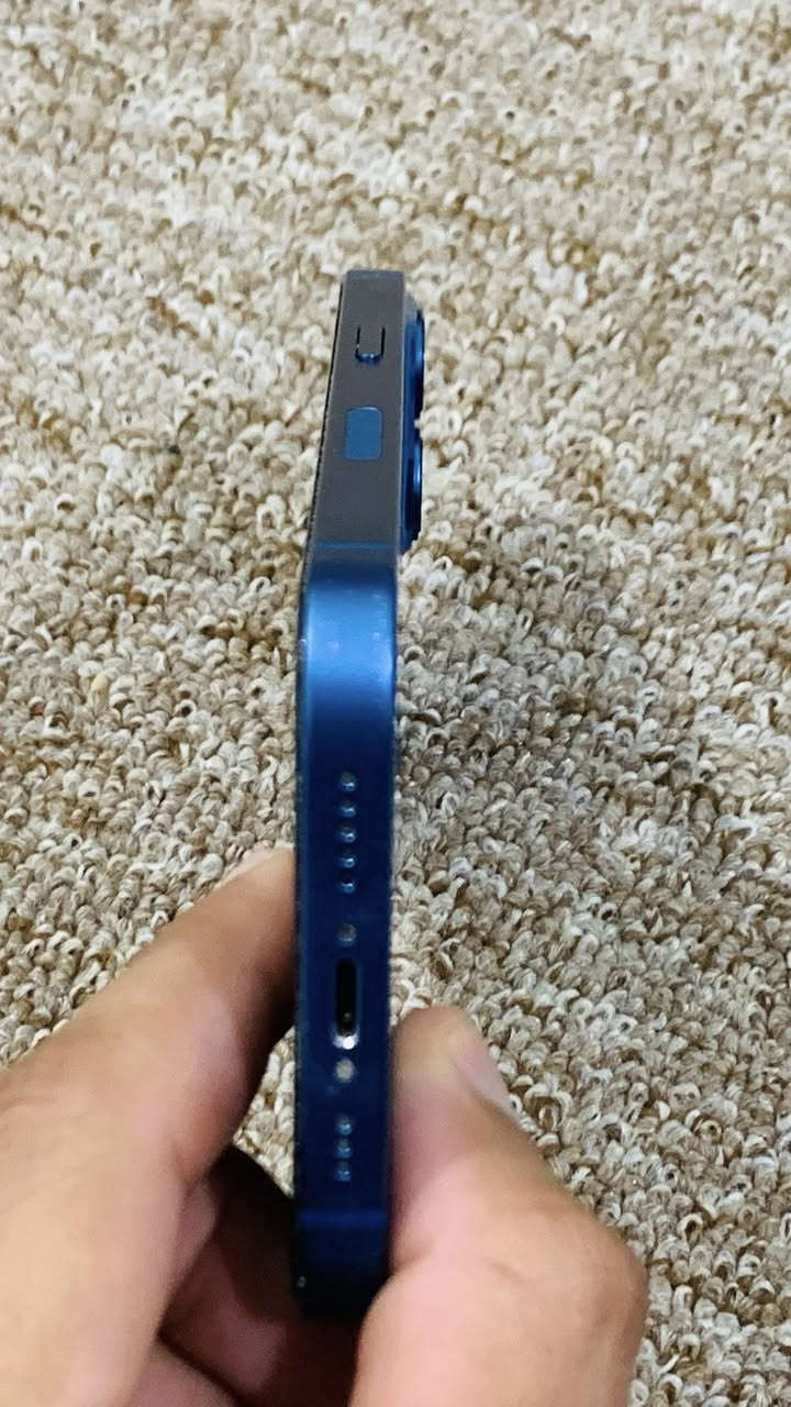 سلام عليكم 
ايفون 13 عادي للبيع امريكي لجهاز بطاريه ٨٠ كلشي مامبدل بي كارتونته موجوده لمبايل بس لبورد ماته عاطل ميشتغل سعره ٢٥٠ قفل قفل مكاني كربلاء اي استفسار***********
