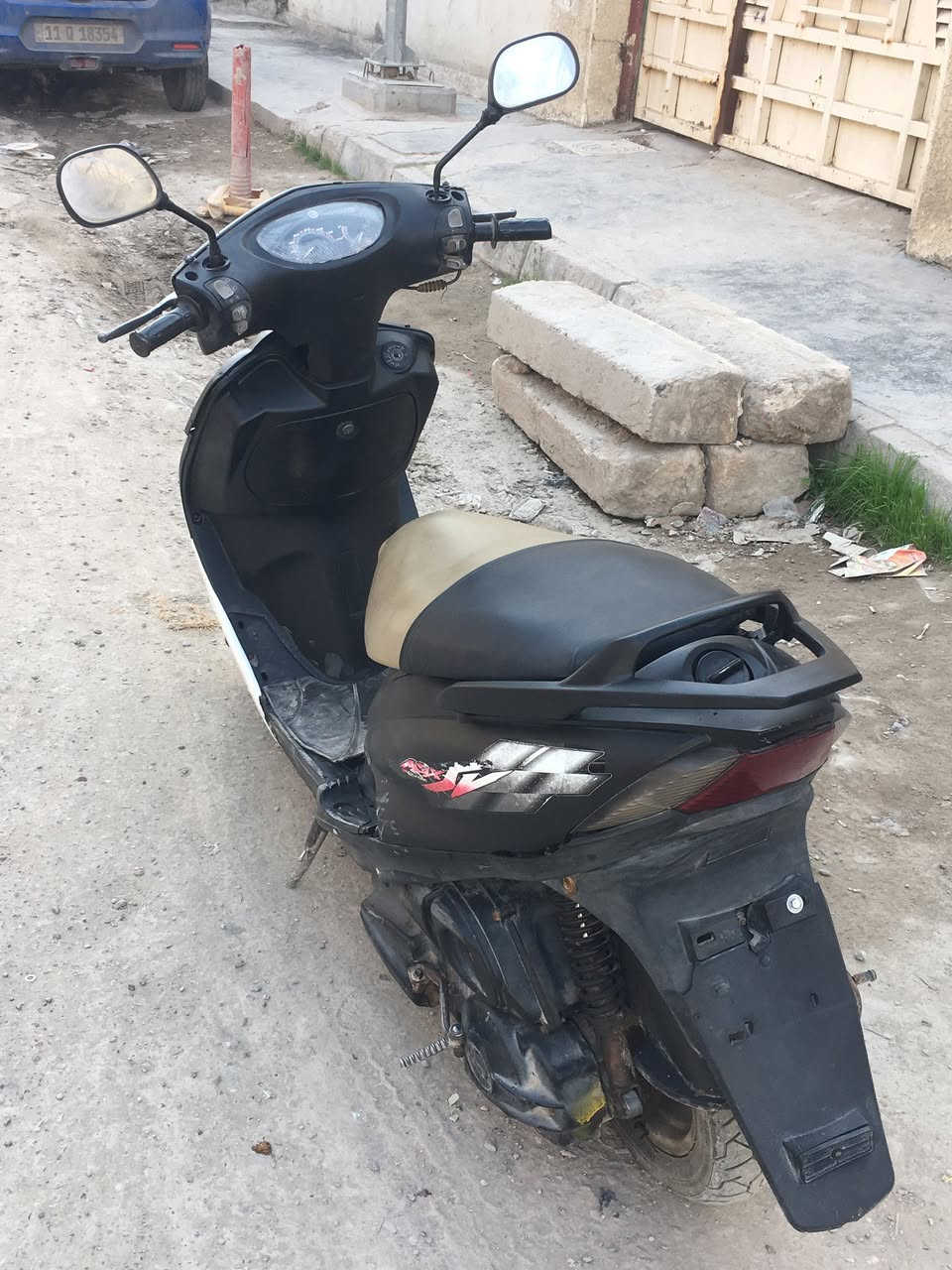 ٢٠٠ مكان حي الجهاد الرقم ***********
