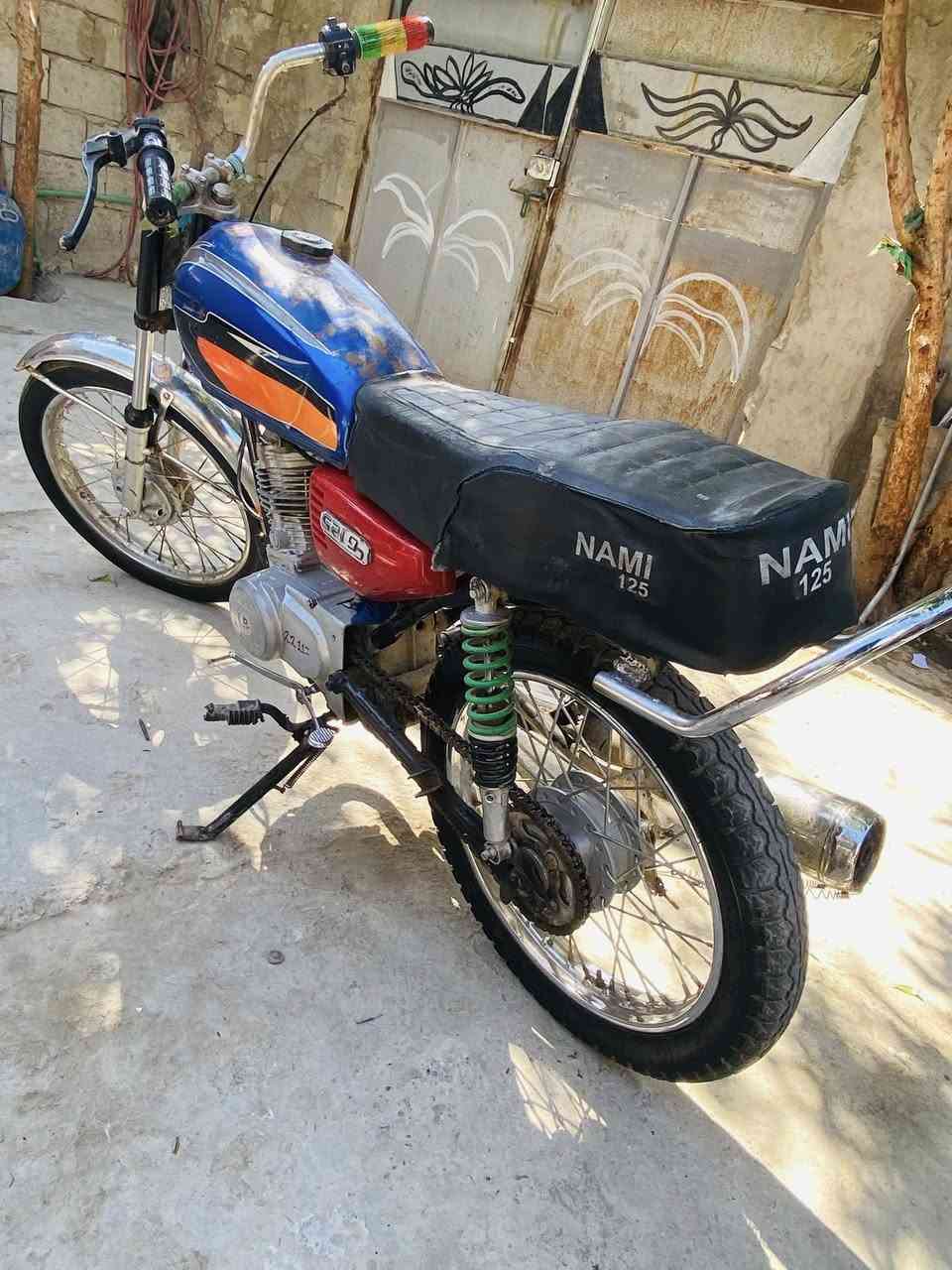 السلام عليكم ارشة للبيع شغالة محرك حلو السعر 175 بية مجال مكاني ورة مستشفى الإمام علي هذا رقمي 
***********
