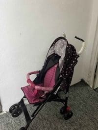 عربانة • جديده • ما بيها شي