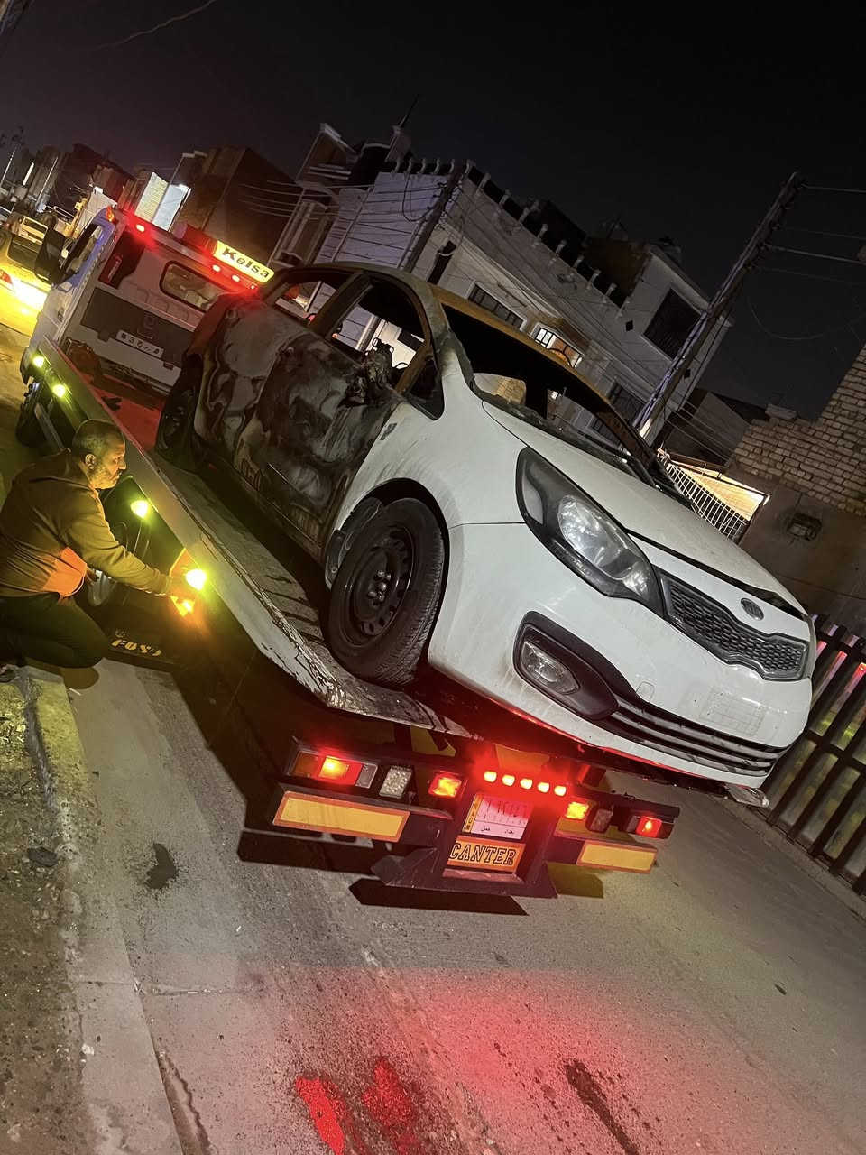 السلام عليكم
للبيع كيا ريو موديل ٢٠١٢

رقم بغداد نكليزي

السياره خليجي محرك دوش 1600

ابيع عله وضعهه

مكان السياره بغداد 

المشتل 
***********
