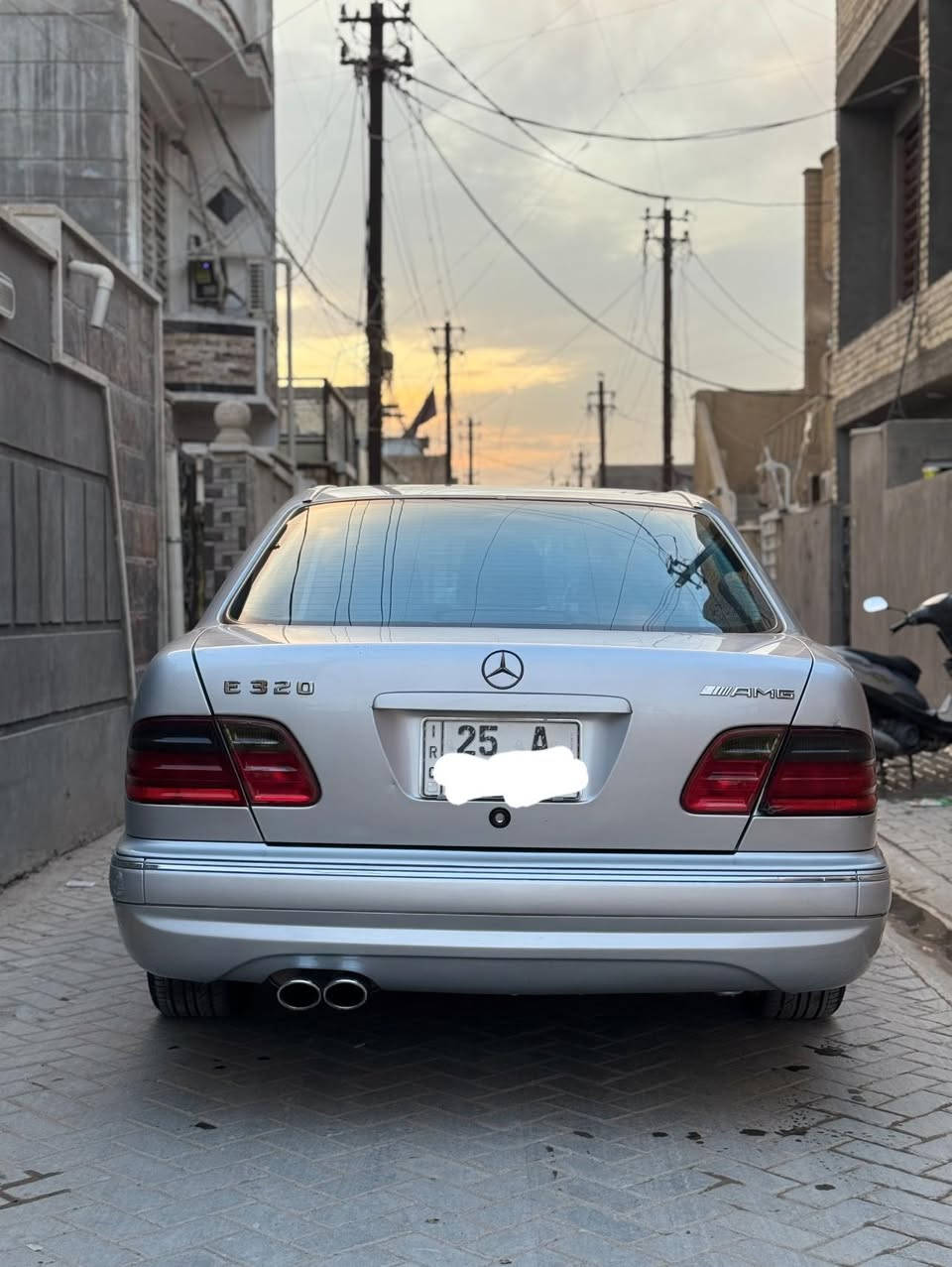 سلام عليكم
مارسدس ام عيون موديل2001
فول افنكارد شادلهه كت كامل Amg دعاميات ودوس لسياره جديده واحلى من لصور فقط مصبوغه بدون لا حادث ولاطخه 
غرفه جلد اسود لسياره كامله مابيهه نقص 
مكينه V 
ومعروفه مواصفات الافنكارد بدون مااذكرهن

سعر 140 

رقم التليفون /***********
