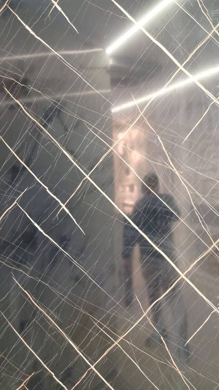 🔥 عرض مميز في بغداد 🔥  

هل تريد ديكور فاخر مثل الرخام لكن بسعر أقل؟  
الحل هو بديل الرخام PVC بتصاميم حديثة تضيف فخامة لمنزلك أو مكتبك.

✨ المميزات:
✔ شكل رخامي أنيق  
✔ مقاوم للرطوبة  
✔ سهل التنظيف والتركيب  
✔ سعر اقتصادي

📏 القياس: 1.22 م × 2.80 م

📍 العنوان: بغداد – الأعظمية – مقابل مصرف الرشيد  

📞 للحجز والاستفسار:  
***********  
***********

📩 راسلنا الآن واحصل على أفضل الأسعار.
