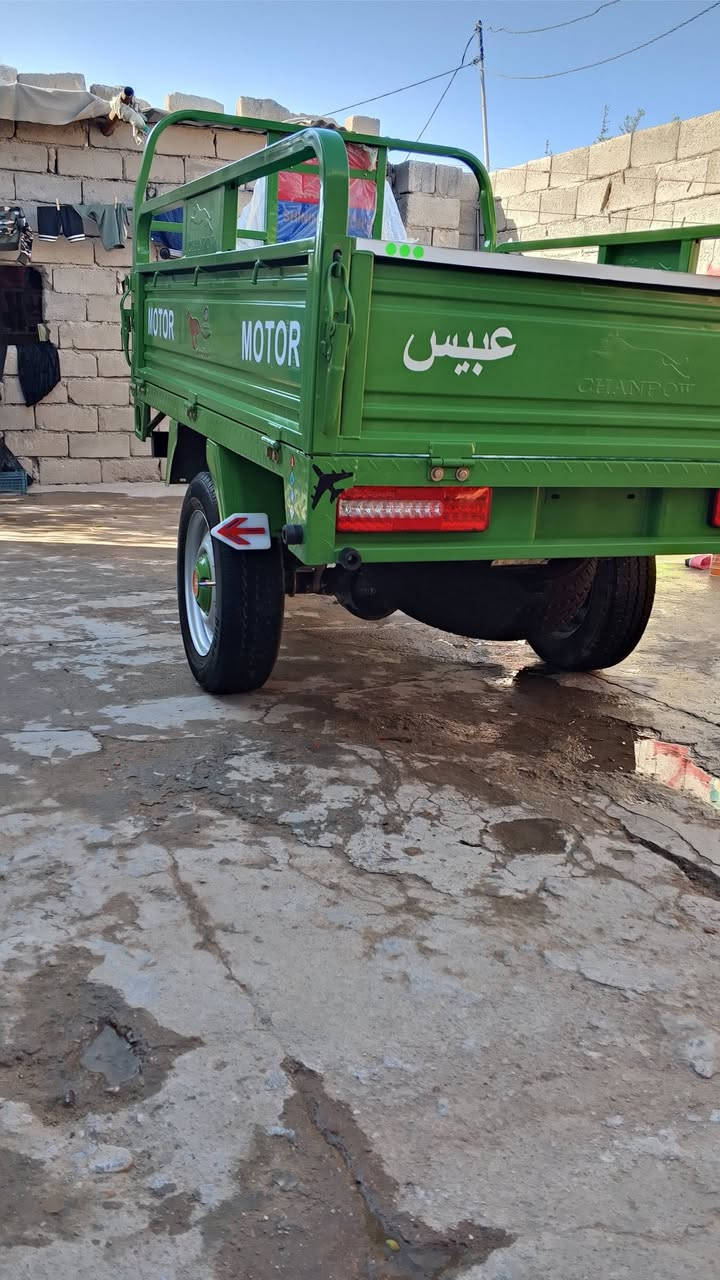 سلام عليكم ستوته للبيع كربلايه موديل 23وطالعه بل 24ستوته جديد مكينه واكسن وتواير كله جديد وستوته جانت مضمومه مخزنه تونه طلعنه بيه تجي وتشوف بعينك ستوته بل جيس سعر مليونين و750وبيه مجال حك الجيه وهذه مقطع اله من جانت مضمومه رقم الهاتف ***********
