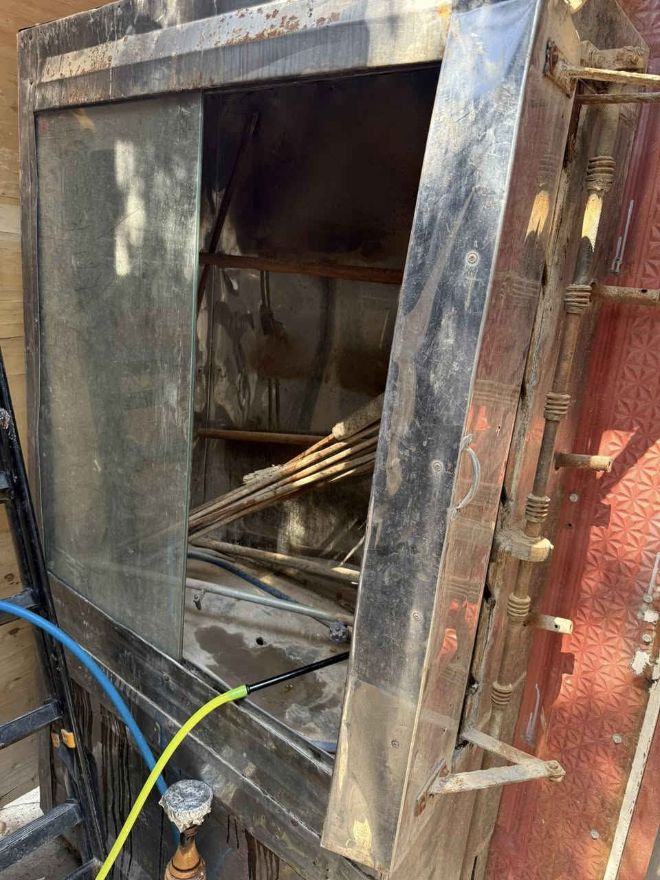 البيـع مكان بغداد قـيمهـه واخـذهة


**إذا كنت صاحب هذا الإعلان وتريد حذفه لأي سبب، رجاءا أرسل رسالة إلى الدعم الفني**