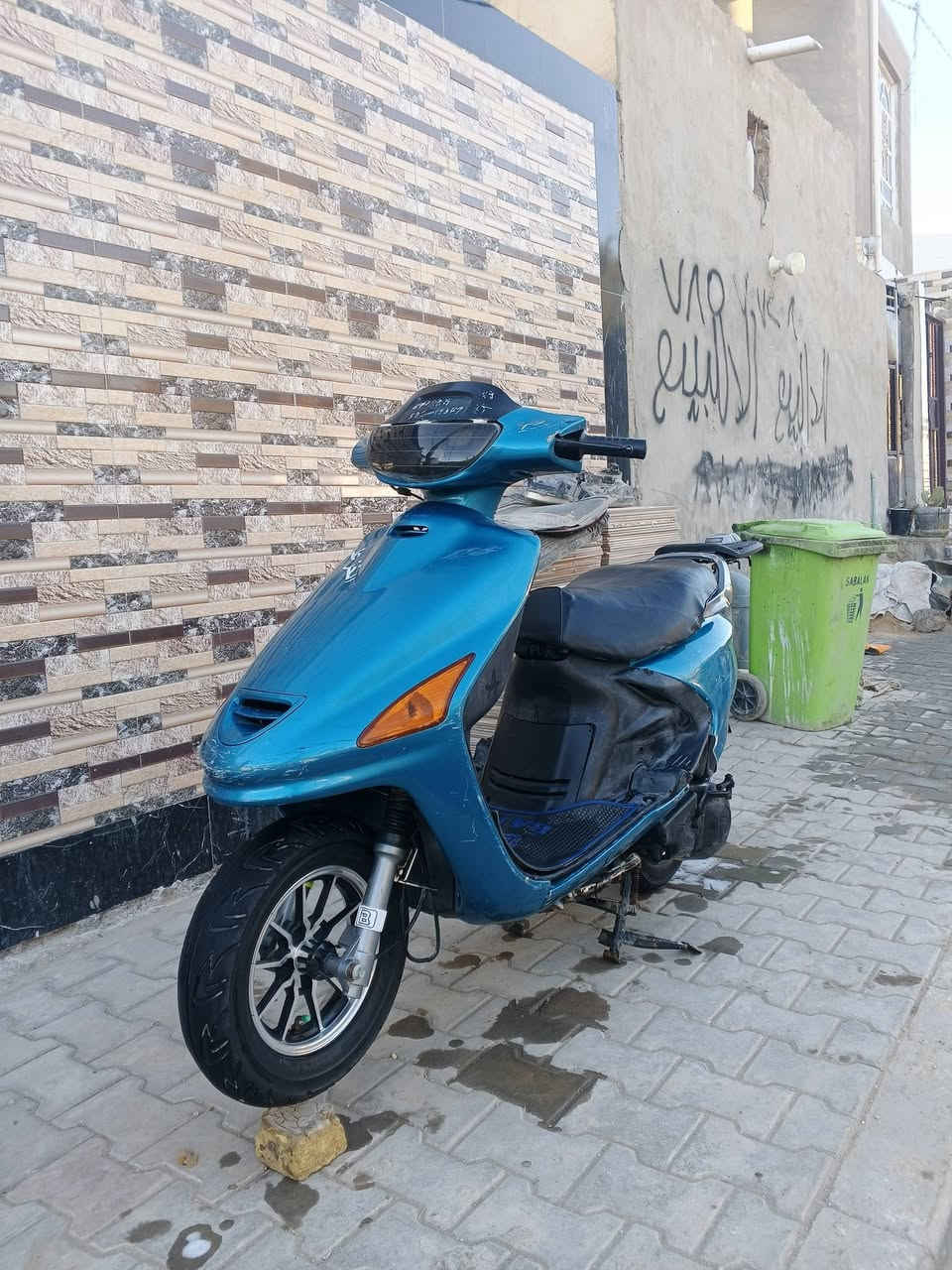 السلام عليكم دراجه فراشه للبيع دراجه جاهزه من كل شيء سلف هندر دراجه حلوه ونظيفهرالسعر 450 ويا مجال بسيط مكاني ديوانيه قضاء الشاميه***********
