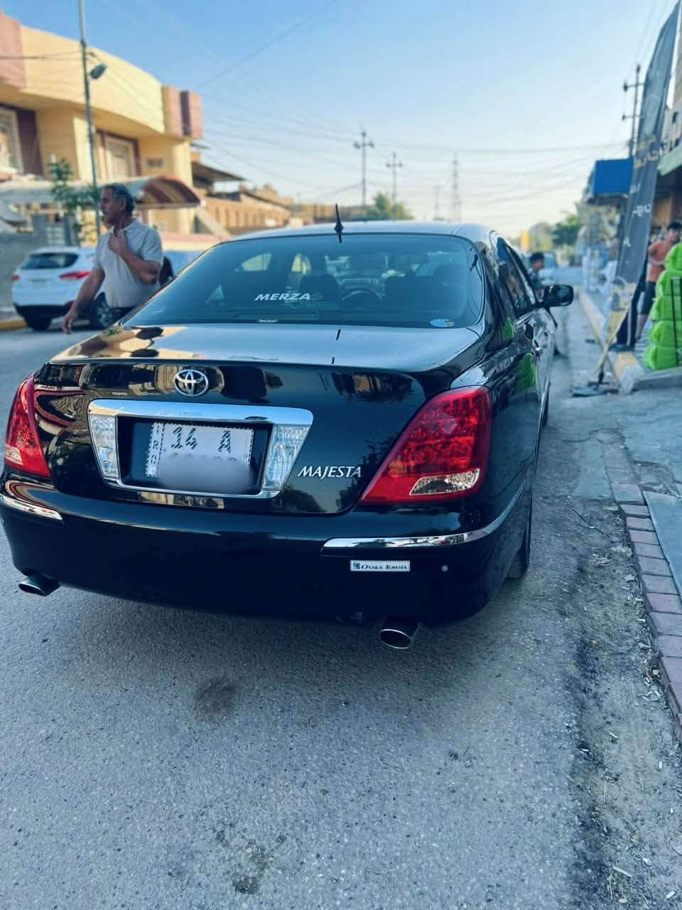 ١TOYOTA CROWN MAJESTA👑
ماجستا 
للبيع تيوتا ماجستا. 2007 
اصولي💥 شرط المداور قرار 48.    (كفاله عامه من كلشي)✨
الون اسود ملكي 
رقم بصرة انكليزي سيارة باسمي مدوار ثاني يوم مشروع وطني  
المواصفات👇 
5دكم 
تحويرة نجف فوك وجوه ابريك شاهينة 
✅ محركها V8 الحجم 4300
✅ كشنات جلد اسود 
✅ تبريد امامي خلفي3قطع.
✅ 3قطع بردات خلفيه.
✅ اربع كشنات كهرباء.
✅ 5بصمات ابواب+بصمة تشغيل+ صندوك شفط 
✅ كشنات خزن ميموري.
✅ حساسات  امامي وخلفيه
✅ كامره خلفيه 
✅ بگ لايتات لد اصل.
✅ ثلاجة
✅ مري ترحيب عند الاقتراب+ بالمري والجملغات.
✅ ستيرن كهربائي 
✅ مري كهرباء+هيتر♨️
✅ تحكم ستيرن+كروز تثبيت سرعه.
✅ جنطه جكات كهرباء شفط.
✅ 
✅
وباقي المواصفات المعروفه لل5دكم.
والسياره جاهزه على اخر حبايه تخم تاير باتري جديد
.سنوية لغاية 2030
والسياره بالواقع اجمل من الصوره📷.
العنوان النجف الأشرف
السعر 185 وبيهه مجال
***********
