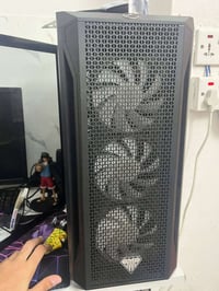 مواصفات بالصوره  RX 580 8 g  R3 3100  رام 16dd4  M.2 256 كيكا  باقي مو...