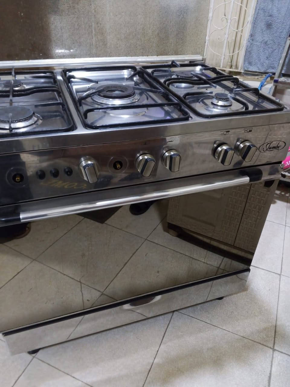 طباخ كلش نظيف ماركة فريش الاصلي خمس مشاعل كلهن شغاله ميدخنن ولا يطلعن صخام وفرن شغال فوك وجوة ونظيف الى ابعد الحدود كامل مابي اي خلل اريدة على ١٥٠


**إذا كنت صاحب هذا الإعلان وتريد حذفه لأي سبب، رجاءا أرسل رسالة إلى الدعم الفني**
