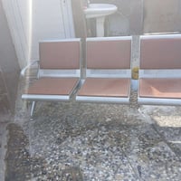 ميز مكتبي • كرسي • بلديات شارع المصرف