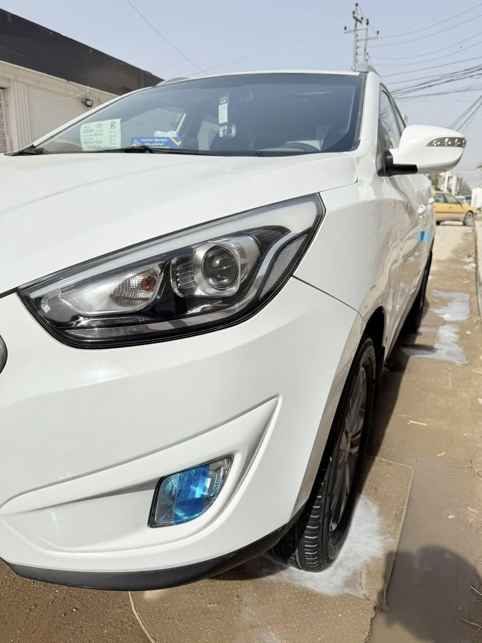 السلام عليكم
توكسان 2015 خليجي 
رقم بغداد 11
محرك 2000 دوش كير ٦ نمر 
ماشية 57 حقيقي 100‎%‎ 💡🛎️ 
استخدام شخص واحد من شركة 
لسه بسمه السنوية
كير محرك حدادية برغي مامفتوح 
عل وضع الشركه شرط الفحص 
تحكمات وكامرا بلادية 
السيارة مكفوله كفاله عامه 
من صبغ والتبديل والشخوط والرصعات 
حته الدعاميات بدون صبغ شرط السونار 
(عدا بارد شبر باب السائق )تخم تاير هستوني شاده سبير منازل التفاصيل بالصور 📷 مكان السيارة بالحلة السعر ١٦٧ مجال بسيط
***********  اتصل او واتساب
