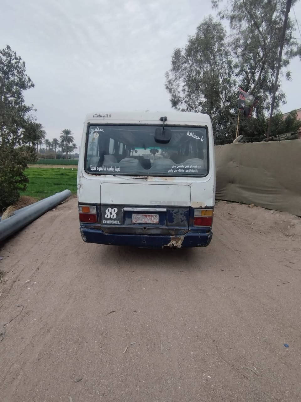 ا
السلام عليكم كوستر نظيفة للبيع موديل 88محرك كاز 3000 تخم تاير حداديه خير من الله مكان بابل رقم الهاتف ***********
