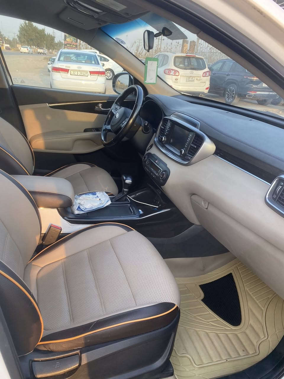 سورنتو 2018  شكل  الجديد  رقم اربيل سنويه جديده 2031 سياره كفاله عامه
بصمه 
6 سلندر 
جنطه كهرباء 
لايت زنون 
سياره جديده
واسط العزيزيه 
***********
