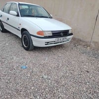 استرا ١٩٩٣ • بدون حادث • اوتوماتيك