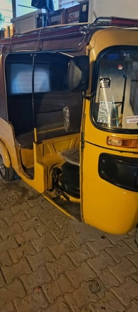 توكتوك • للبيع