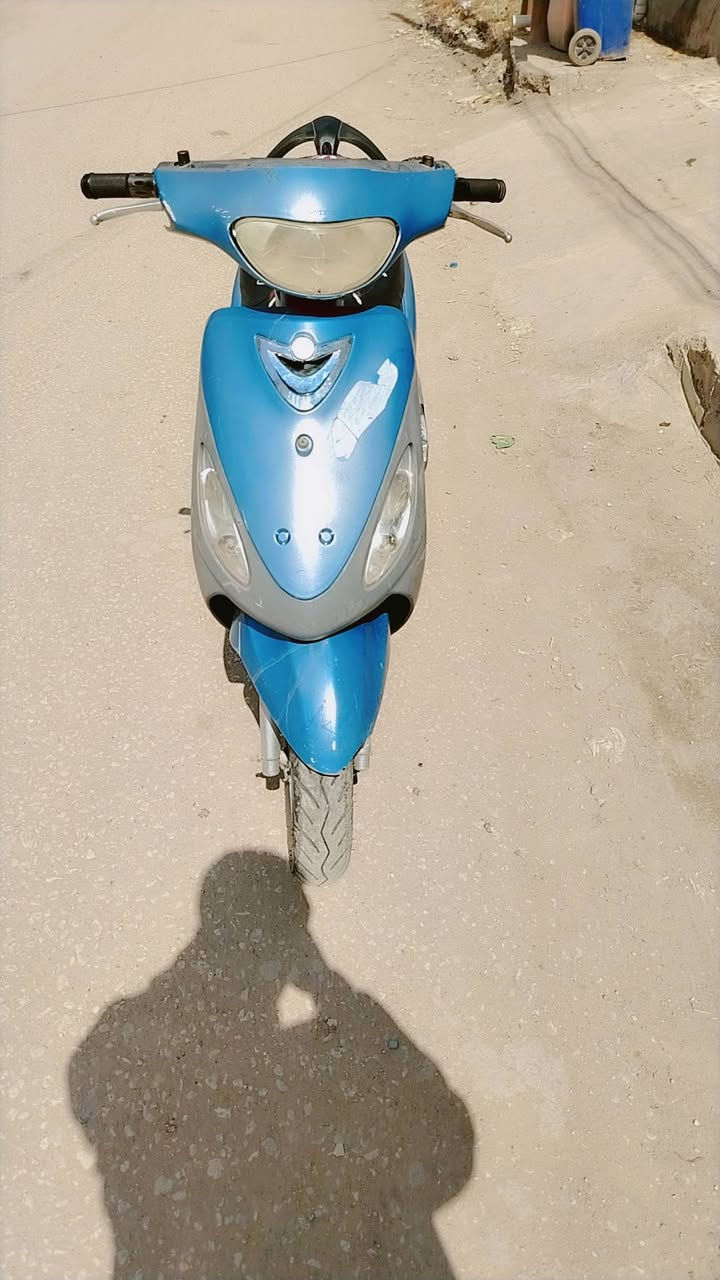 السلام وعليكم
ماكس منغولي للبيع
مكينه ما مفتوحه
كفرات بلاد ختم واحد
صالنصه رياضي FM
نكره سلف +نكره هندر دراجه كامله كلشي ما عايزهه
السعر 650 وبيهه مجال
(المكان حله ابو غرق)
الرقم ***********
