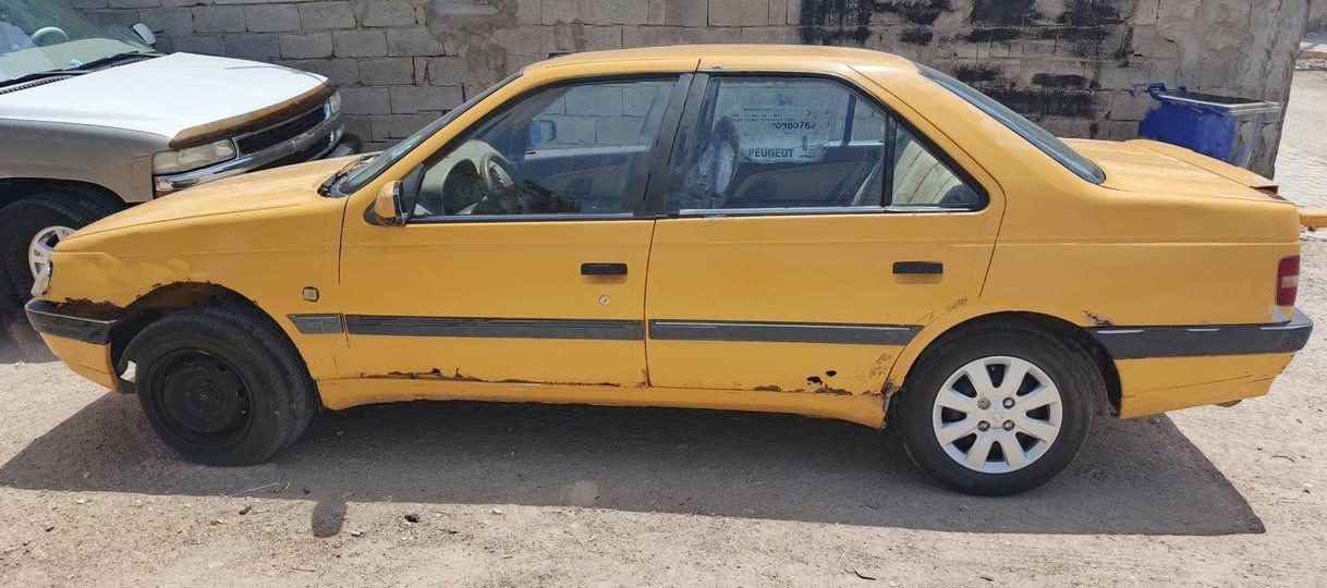 بيجو ٤٠٥ مصفراه هيه وغرامات رقم بصره مديل ١٦ مكينه كير حداده تبريد خيل من الله سعر ٣٠وبيه مجال رقم .***********
