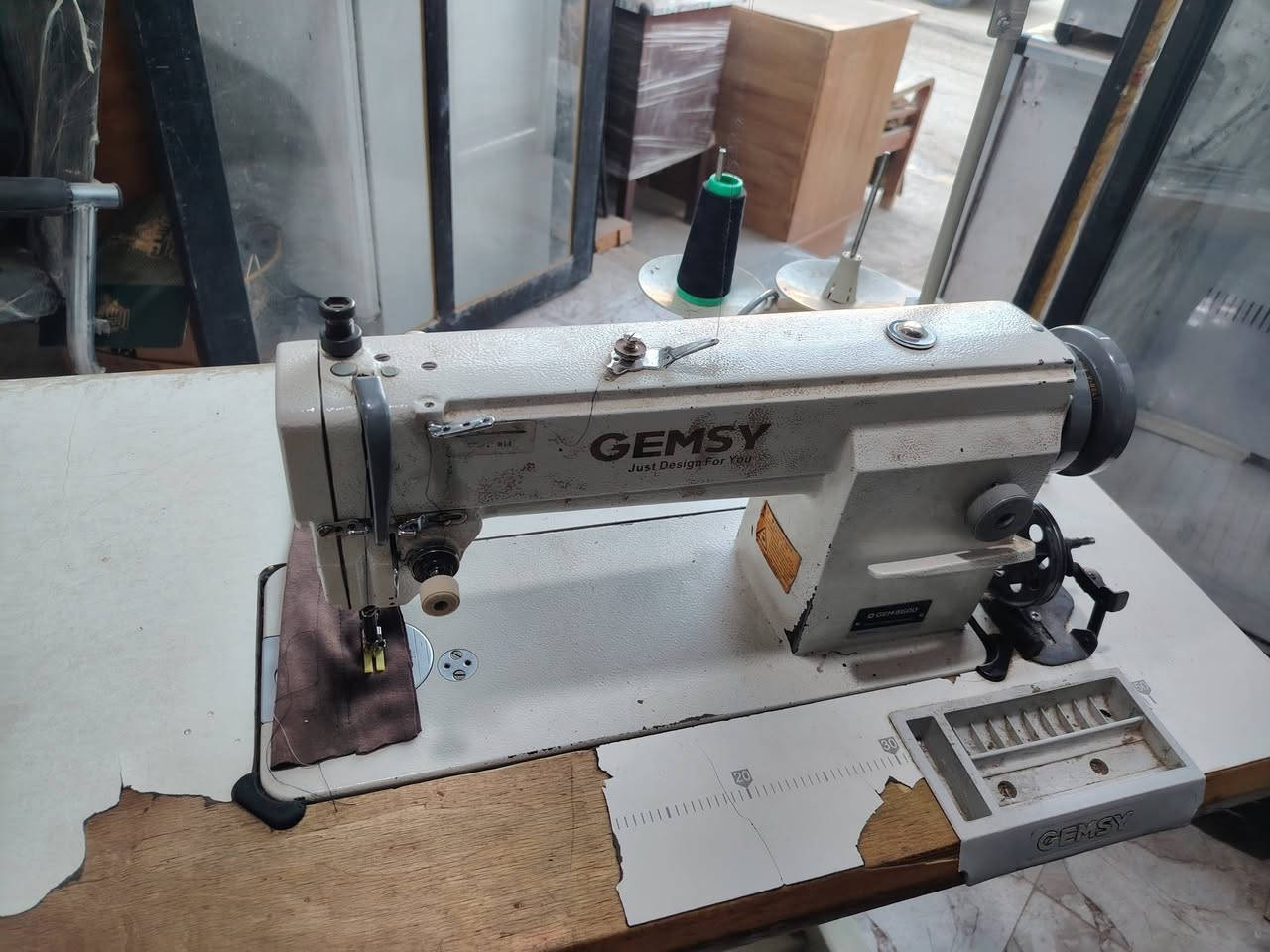 بسم الله

عرض 😍
مكينة خياطة اصلي شرط الفحص والخياطة

 السعر 225  وبيها مجال 😍

الموقع الجديد حديثة السبحاني مجاور متوسطة الزهراء

 *********** أبو وسيم
