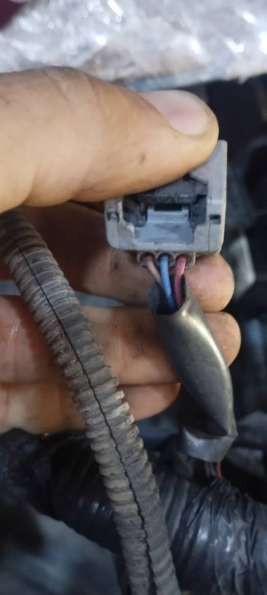 ضفيره محرك نيسان باثفايندر نظافه ١٠٠ ٪ تو ويل و فور ويل مجمع الفهد نيسان *********** واتساب
