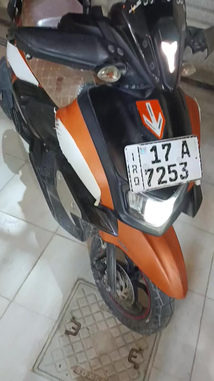 دراجة ZR2022 مرقمة مثنى لوحات انكليزي ب اسمي ثاني يوم مداور باسمك 

الدراجة برغي واحد ممفتوح بيه شي وبانزين محسن ودهن موتل درجة اولى السعر مليونين وستميه 2.600 وبيها مجال 
تواصل واتساب او اتصل ع رقم👇
***********
