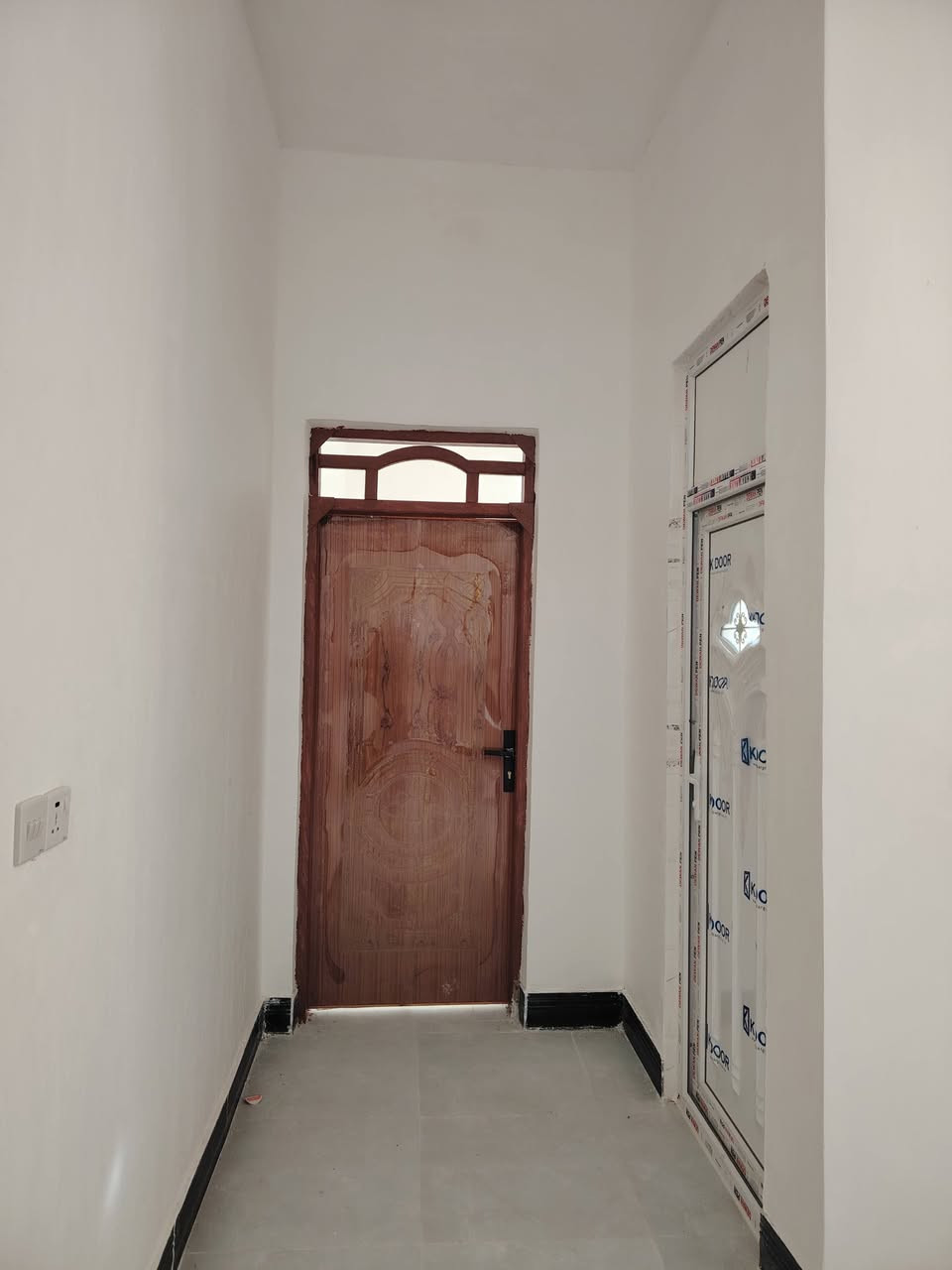 بيت للبيع مساحه ١٠٠م حي صحه للستفسار***********
