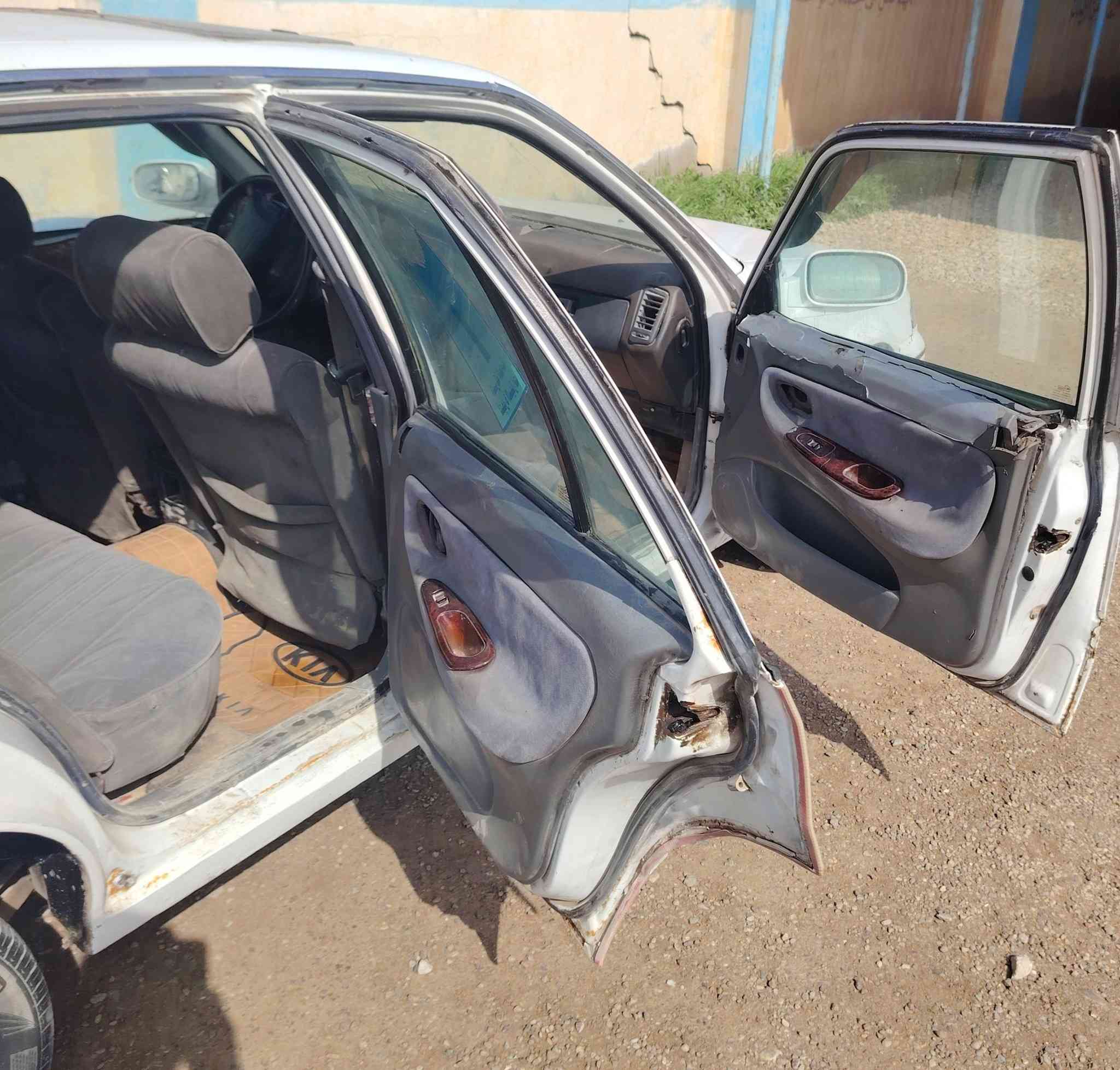 السلام عليكم برنس فراشه ابيض ١٩٩٦ نضيفه حلوة سنويه ل 2028 محرك وكير نضيف خير من الله مكينه قبل اسبوع تجفيت جديد والباقي نضيف سعر 24 بي مجال  مكان ديالى كنعان اتصل
***********
