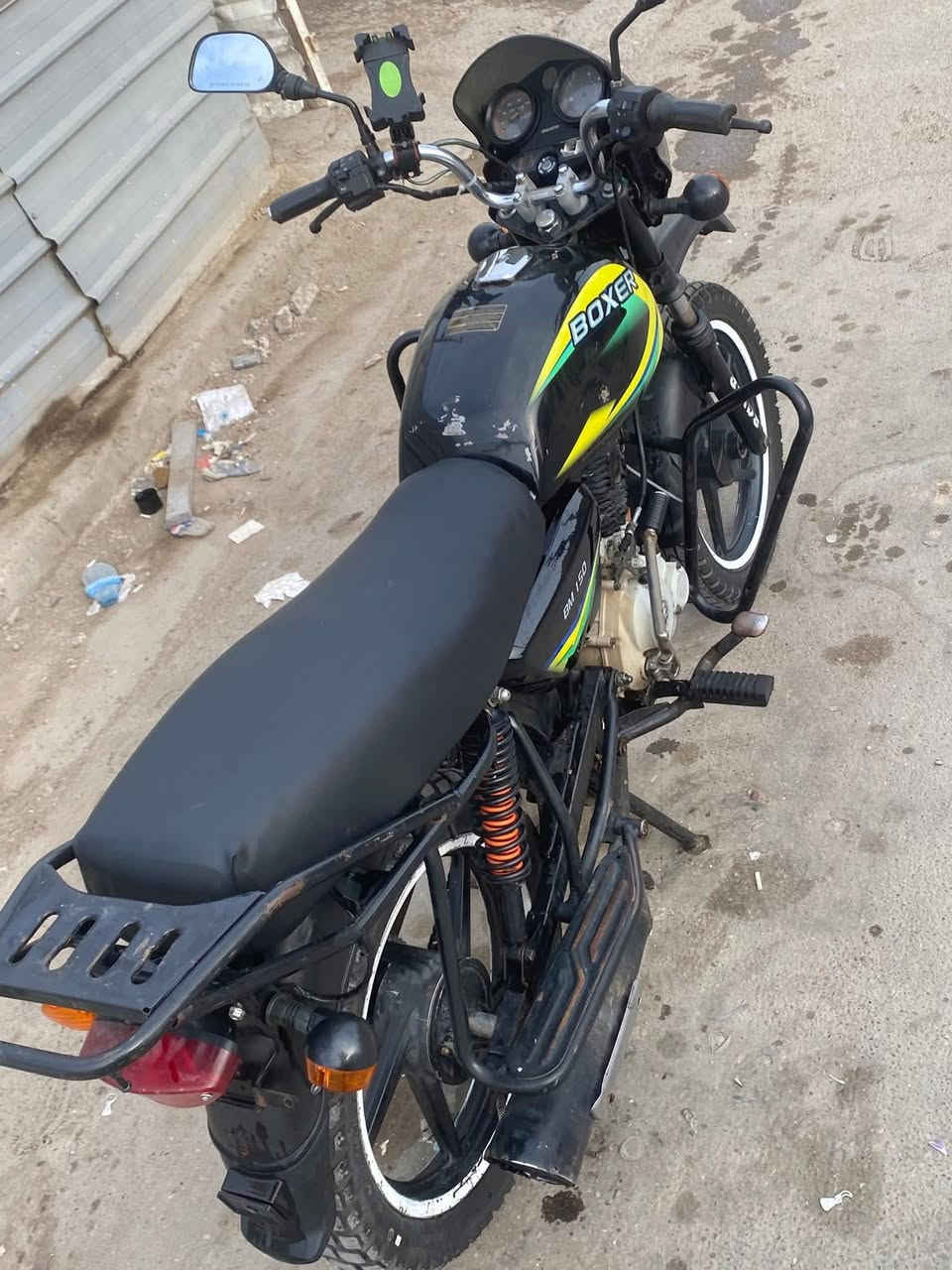 السلام عليكم بوكسر ٢٠٢١ اوراق اصولي
تترقم بيهه نقوصات بسيطه 

رايدهه ب٦٧٥ وبيهه مجال للشراي 

***********

مكاني اعلام او البياع
