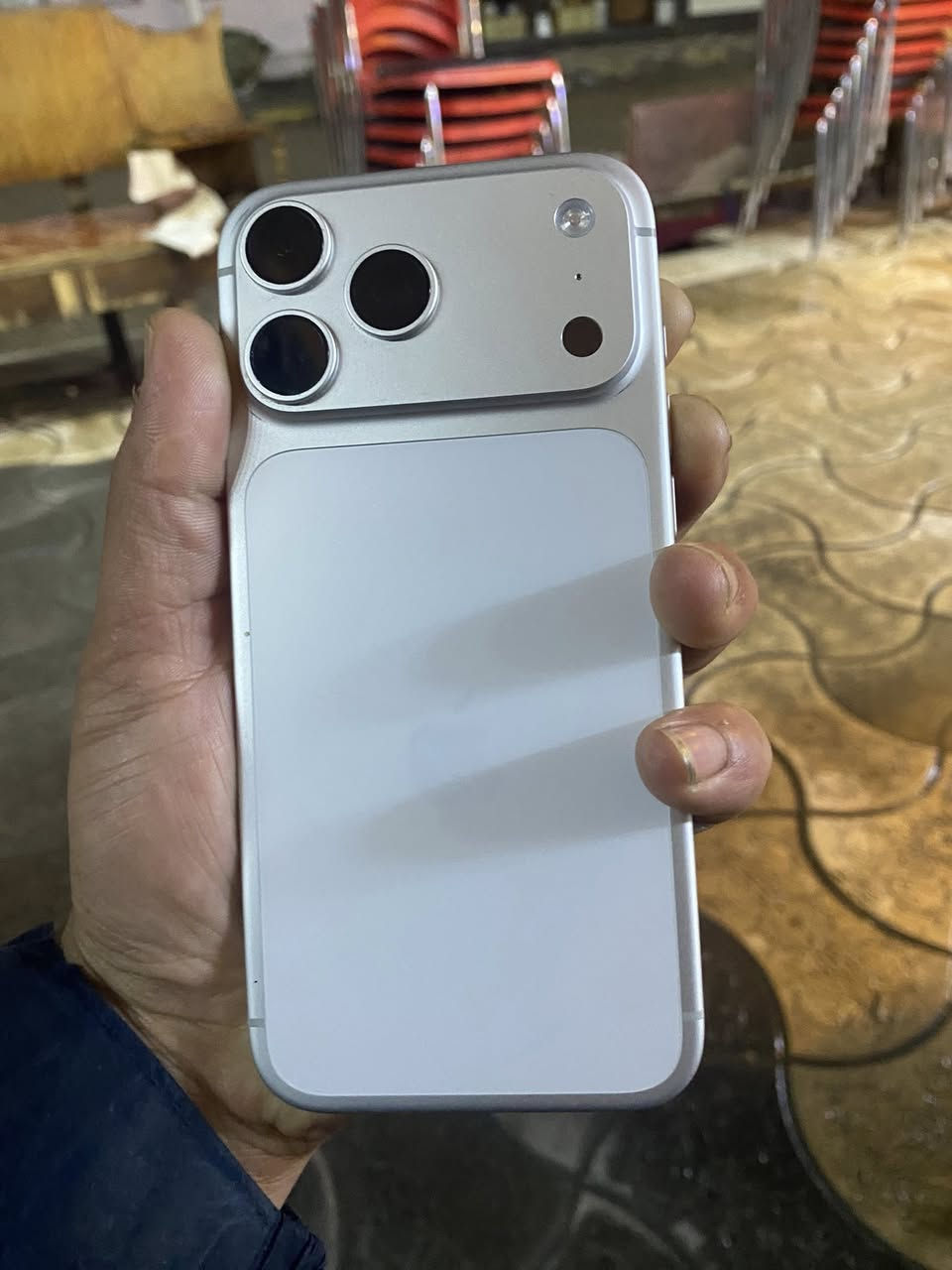 17 PRO MAX
256 
تك شريحه 
ويا كيبل فقط 
وتر بروف


**إذا كنت صاحب هذا الإعلان وتريد حذفه لأي سبب، رجاءا أرسل رسالة إلى الدعم الفني**